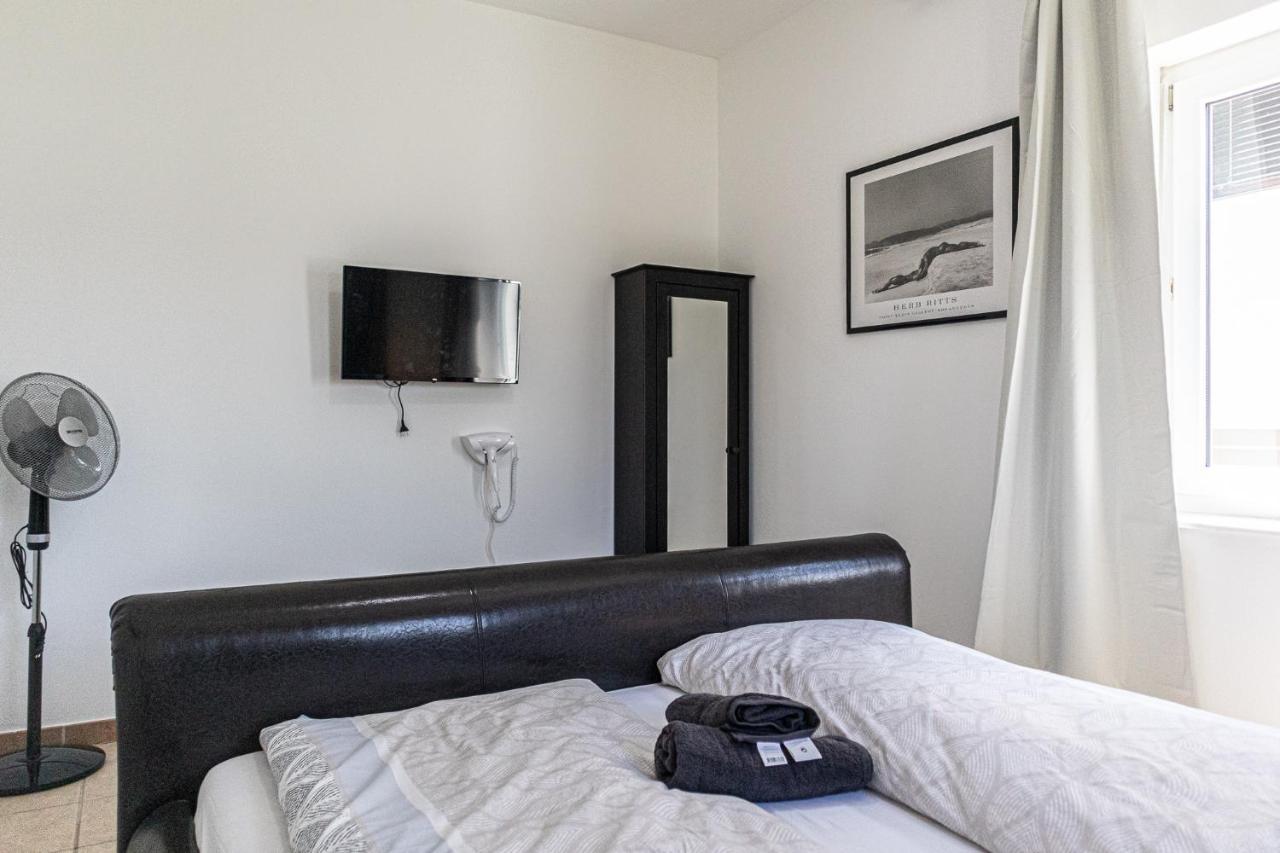 Exquisite Shared Villa - Your Private Room In This Beautiful Home Βιέννη Εξωτερικό φωτογραφία