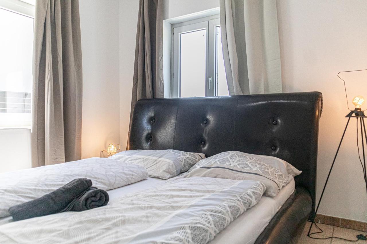 Exquisite Shared Villa - Your Private Room In This Beautiful Home Βιέννη Εξωτερικό φωτογραφία